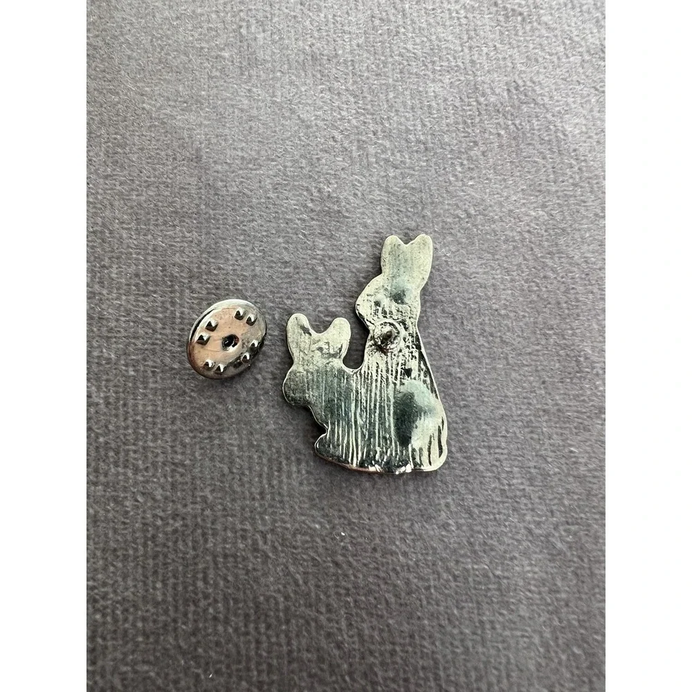Rabbit Enamel Pin Cute Bunny Lapel‎ Pin Animal Brooch 1.18 Inches
